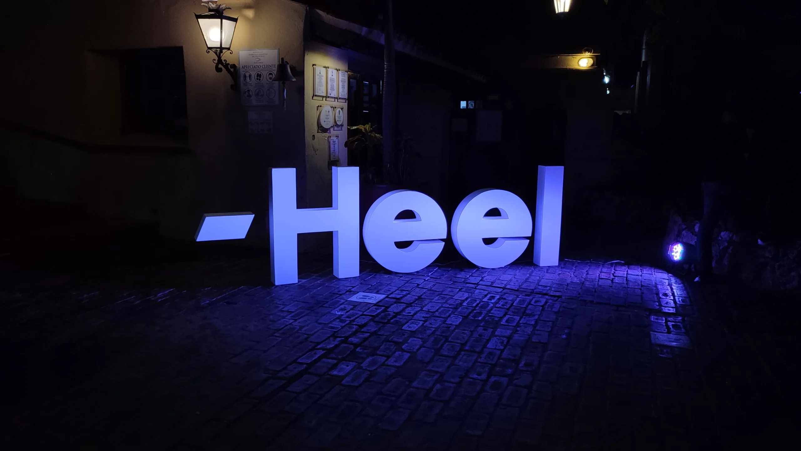 corporativo heel fuerte del pastelillo cartagena