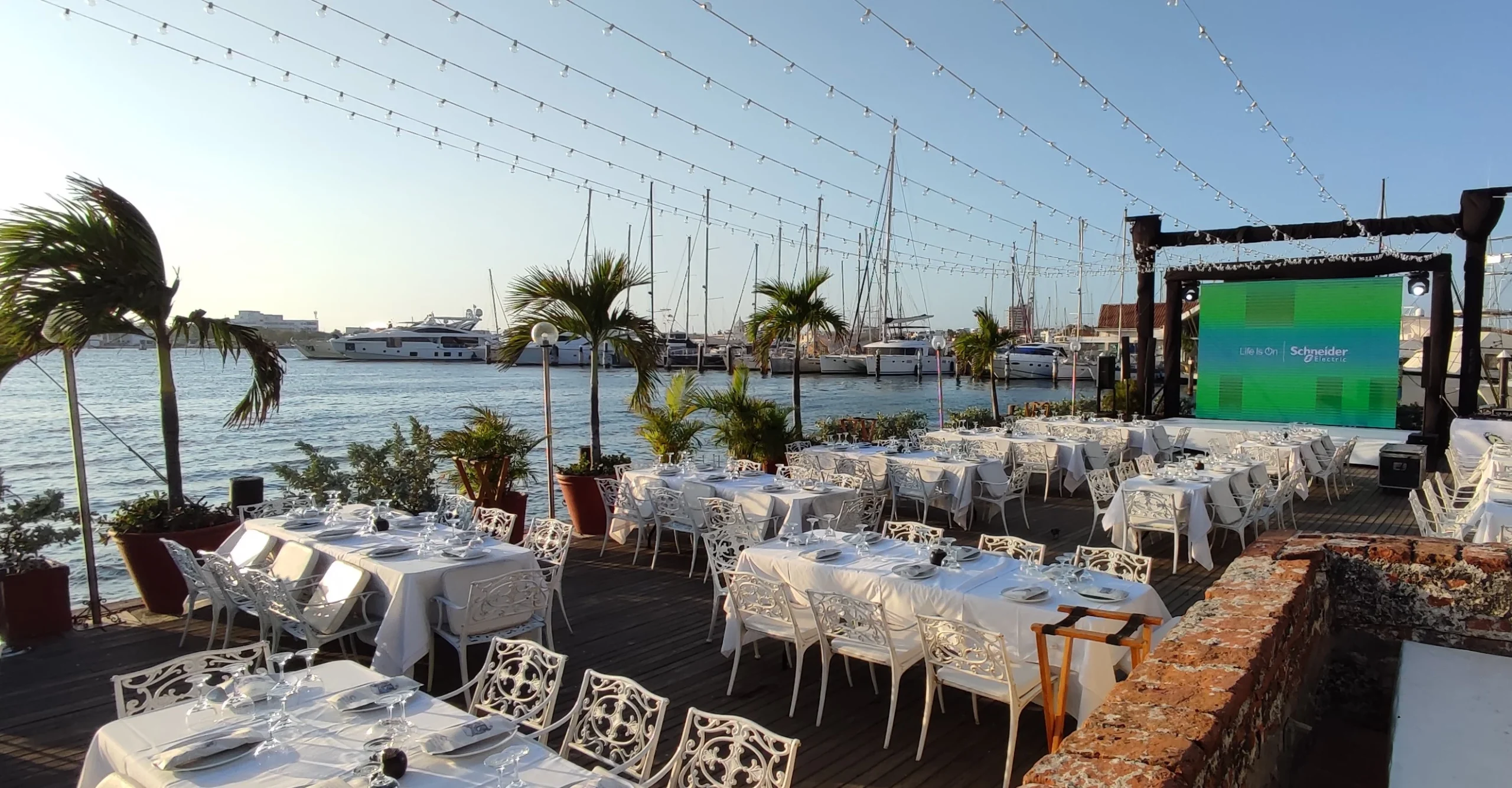 corporativo muelle fuerte del pastelillo cartagena